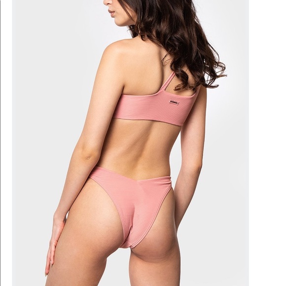 Black Bough pink bikini - Picture 2 of 5